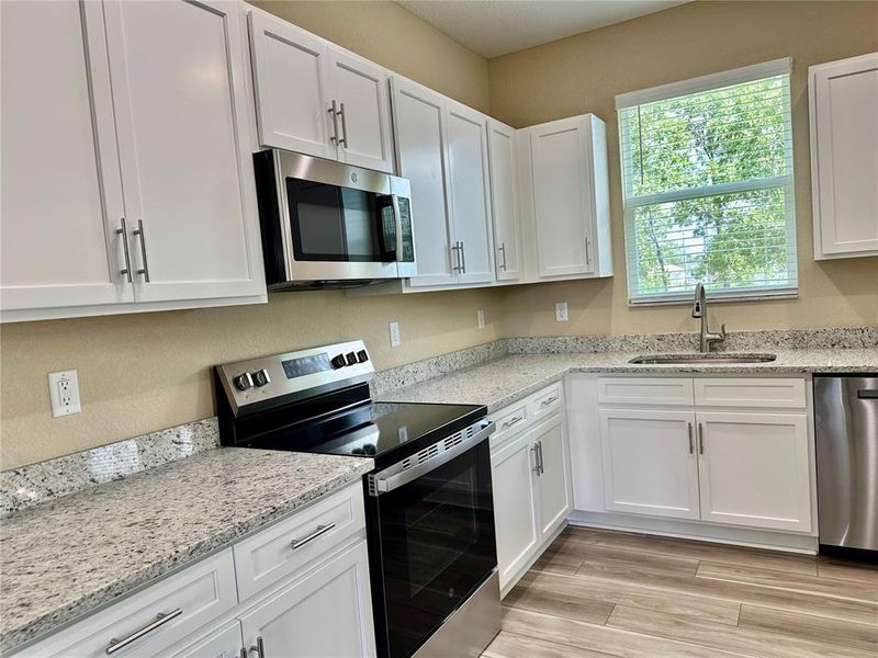 Furnished interior view inside a new home in , Weeki Wachee (Image 14).