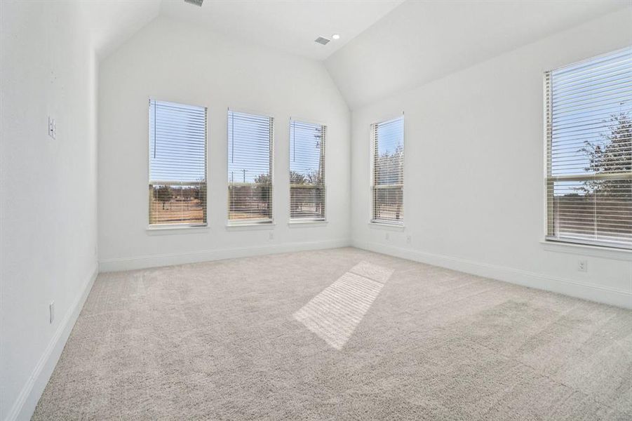 Spacious, unfurnished interior of a new home in Gean Estates, Keller (Image 19).