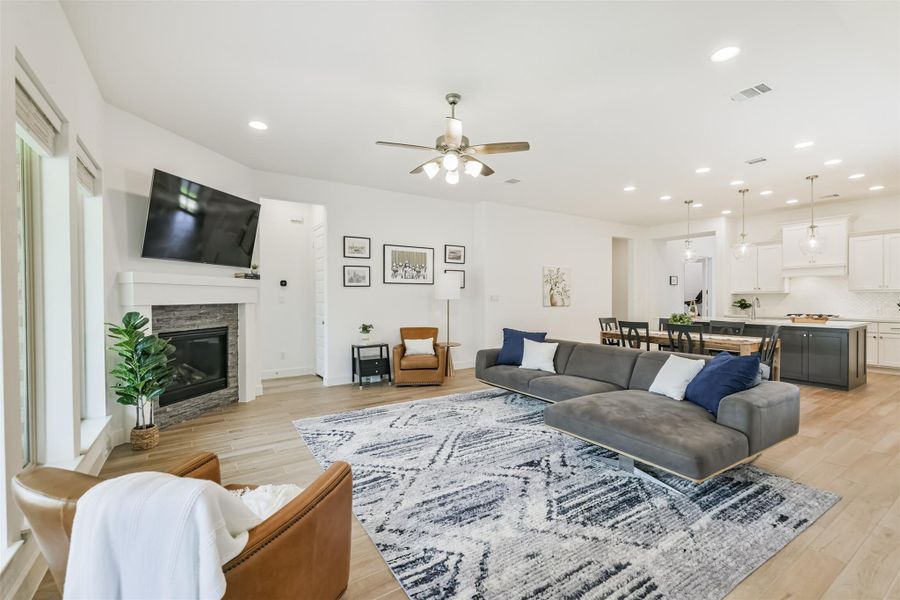 This open floorplan keeps everyone together, perfect for entertaining! This open floorplan keeps everyone together, perfect for entertaining!