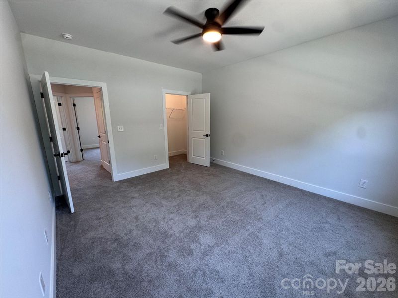 Spacious, unfurnished interior of a new home in , Gastonia (Image 13).