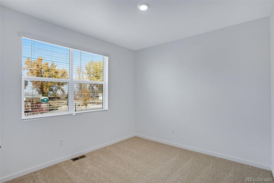 Spacious, unfurnished interior of a new home in Ridge at Johnstown, Johnstown (Image 22).