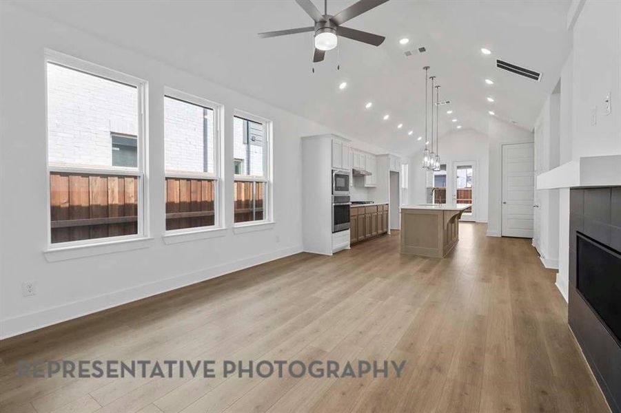 Spacious, unfurnished interior of a new home in Waterscape, Royse City (Image 19).
