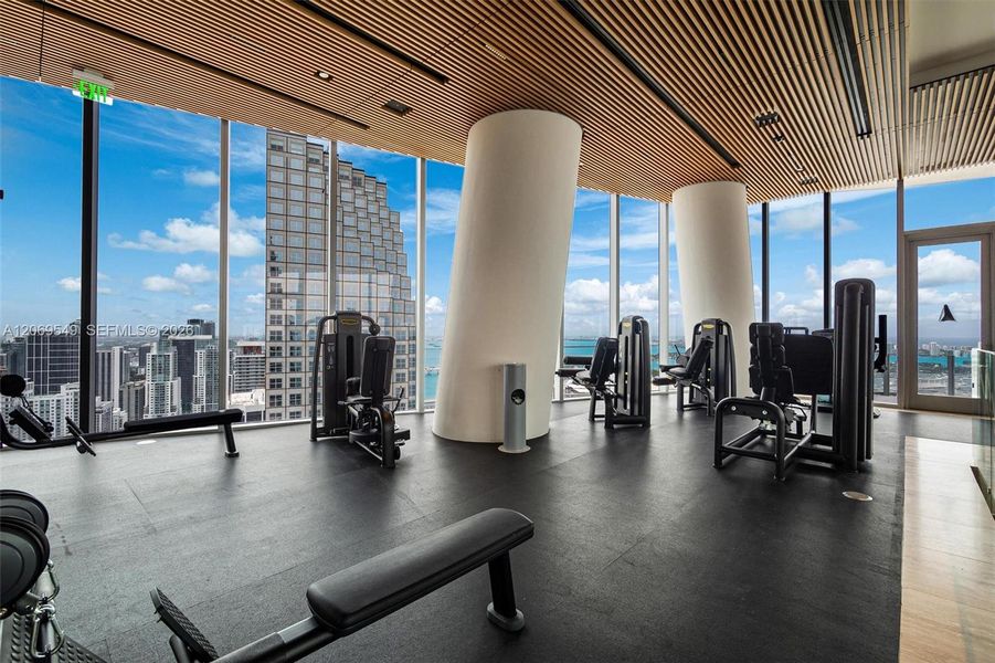 Community amenities in , Miami (Image 44).