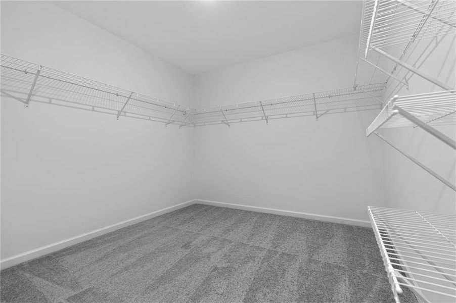 Spacious, unfurnished interior of a new home in Apalachee Hills, Bethlehem (Image 31).