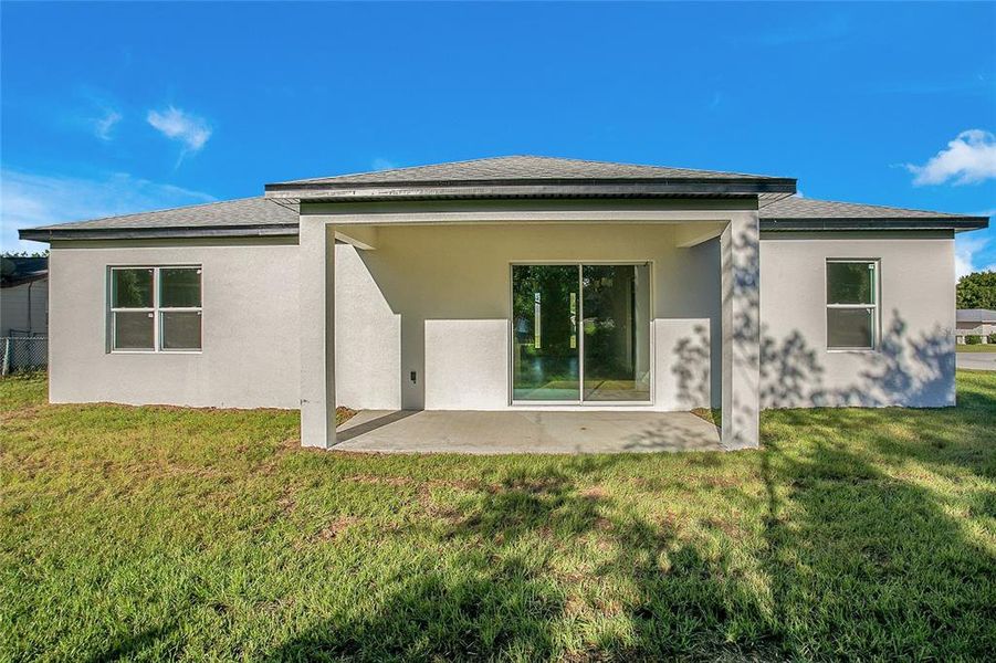 Exterior details and patio area of a home in , Ocala (Image 15).