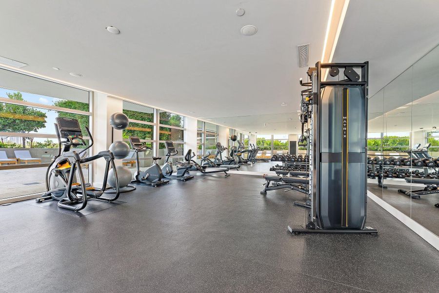 3100NOceanDr-906- Gym 3100NOceanDr-906- Gym