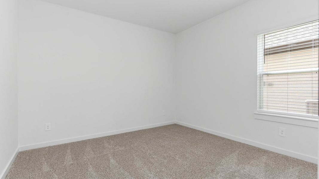 Spacious, unfurnished interior of a new home in Evergreen, Rosenberg (Image 14).