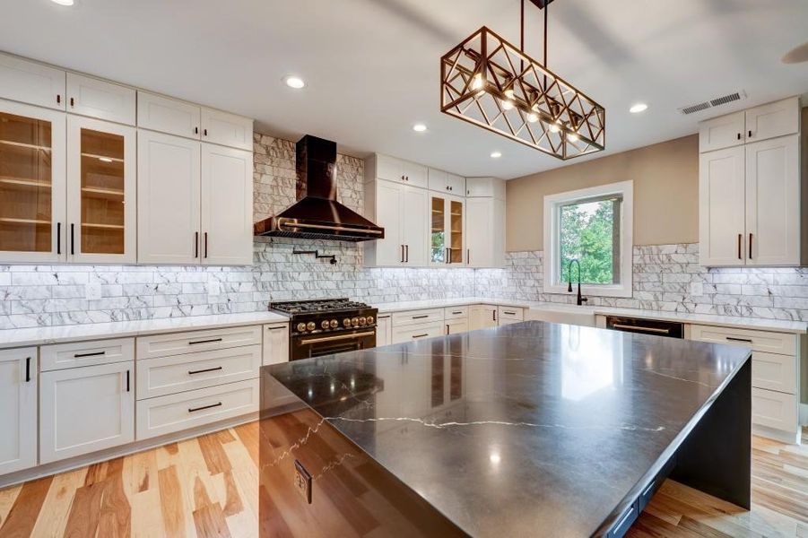Furnished interior view inside a new home in , Ellijay (Image 43). Furnished interior view inside a new home in , Ellijay (Image 43).