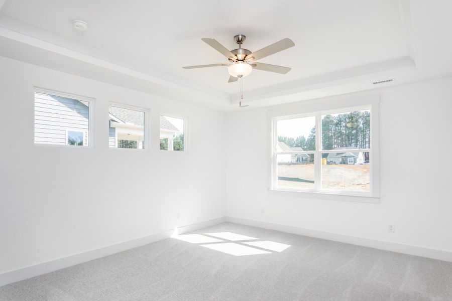 Spacious, unfurnished interior of a new home in The Enclave at Hidden Lake - 55+ Community, Youngsville (Image 19).