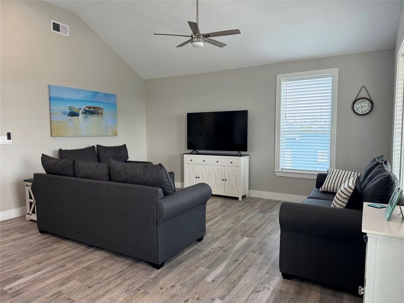 Furnished interior view inside a new home in , Galveston (Image 20).