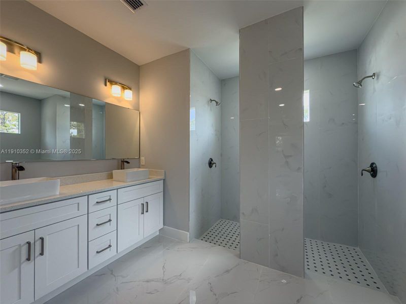 Furnished interior view inside a new home in , Lehigh Acres (Image 9). Furnished interior view inside a new home in , Lehigh Acres (Image 9).