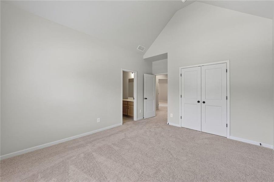 Spacious, unfurnished interior of a new home in , Loganville (Image 39).
