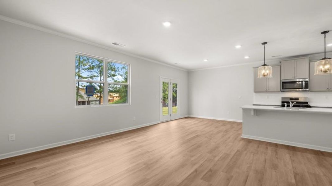 Spacious, unfurnished interior of a new home in Fairway 17 at Mirror Lake, Villa Rica (Image 14). Spacious, unfurnished interior of a new home in Fairway 17 at Mirror Lake, Villa Rica (Image 14).