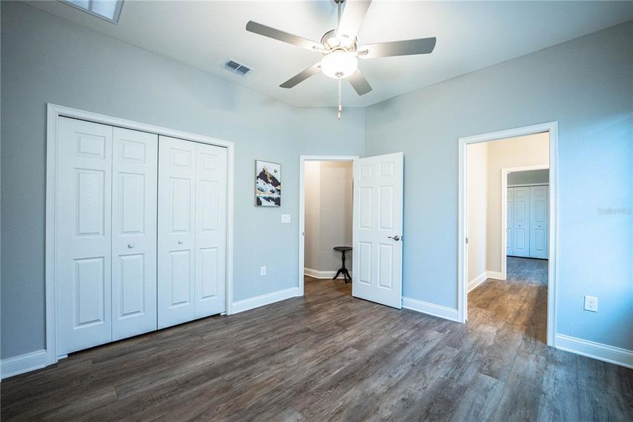 Spacious, unfurnished interior of a new home in , Lakeland (Image 36).