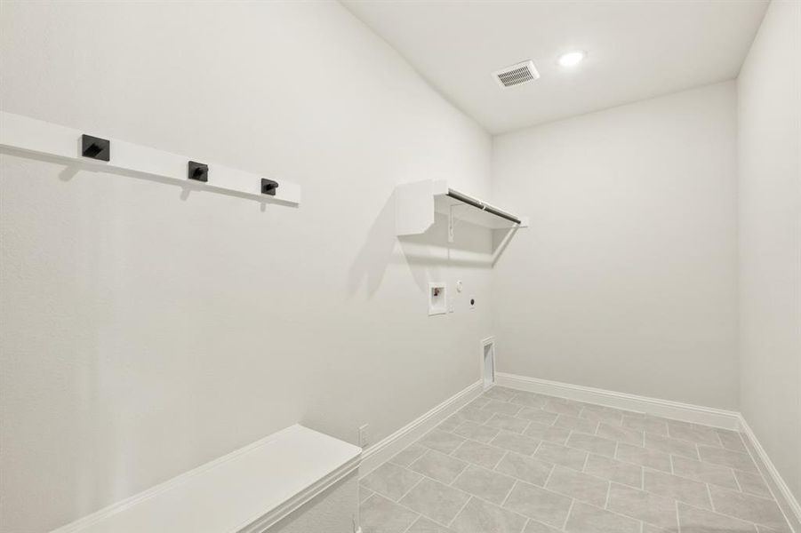 Spacious, unfurnished interior of a new home in Homestead at Daniel Farms Phase 2, DeSoto (Image 36). Spacious, unfurnished interior of a new home in Homestead at Daniel Farms Phase 2, DeSoto (Image 36).