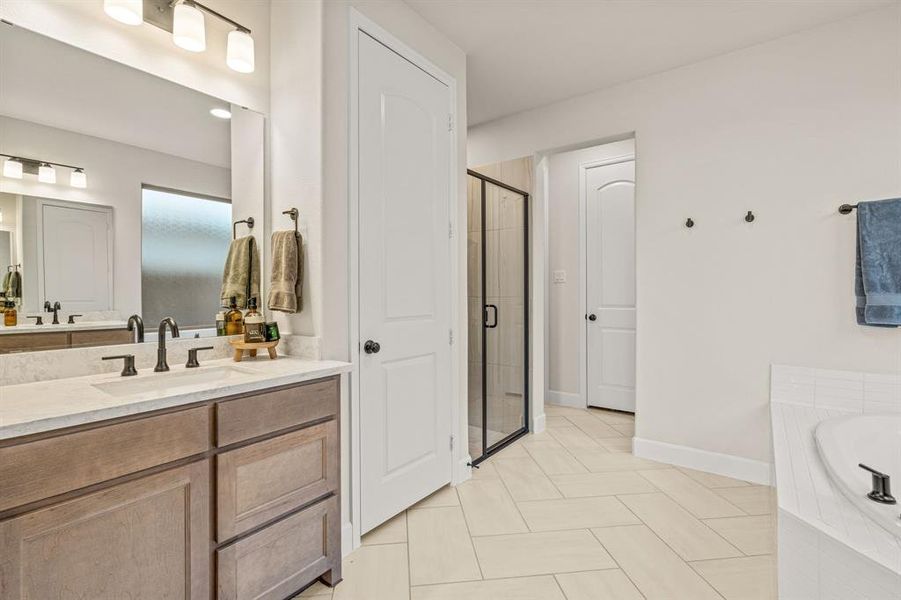 Furnished interior view inside a new home in Walsh, Fort Worth (Image 30).