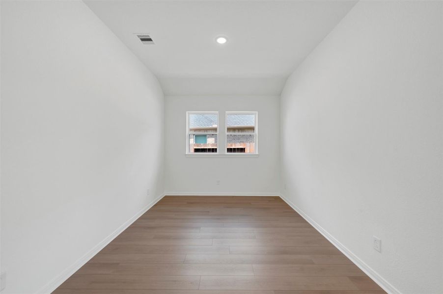 Spacious, unfurnished interior of a new home in Jubilee - Reserve Collection, Hockley (Image 16).