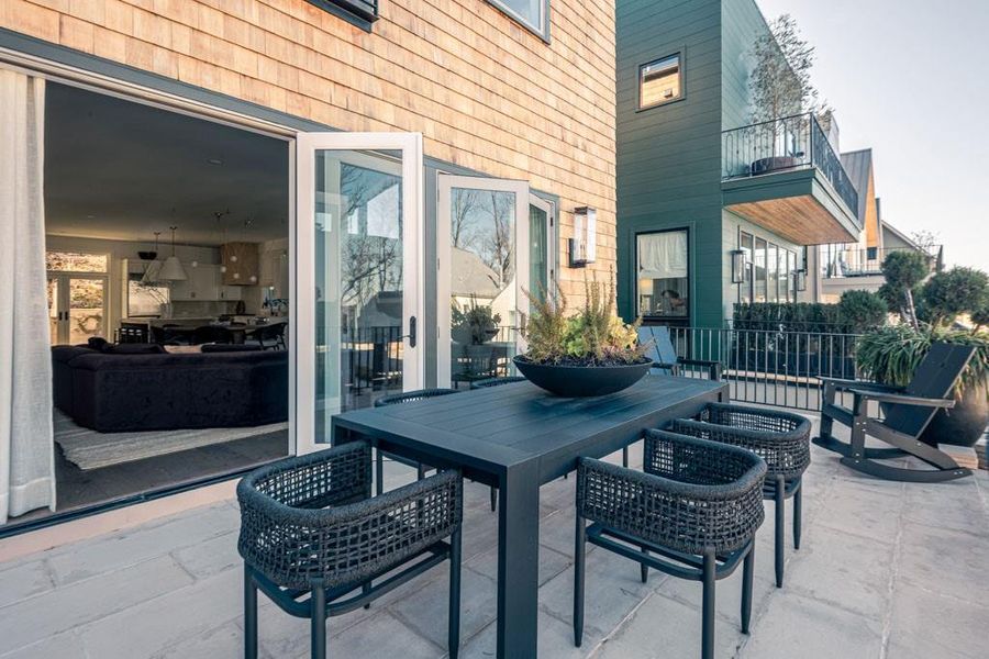 Exterior details and patio area of a home in , Palmetto (Image 25).