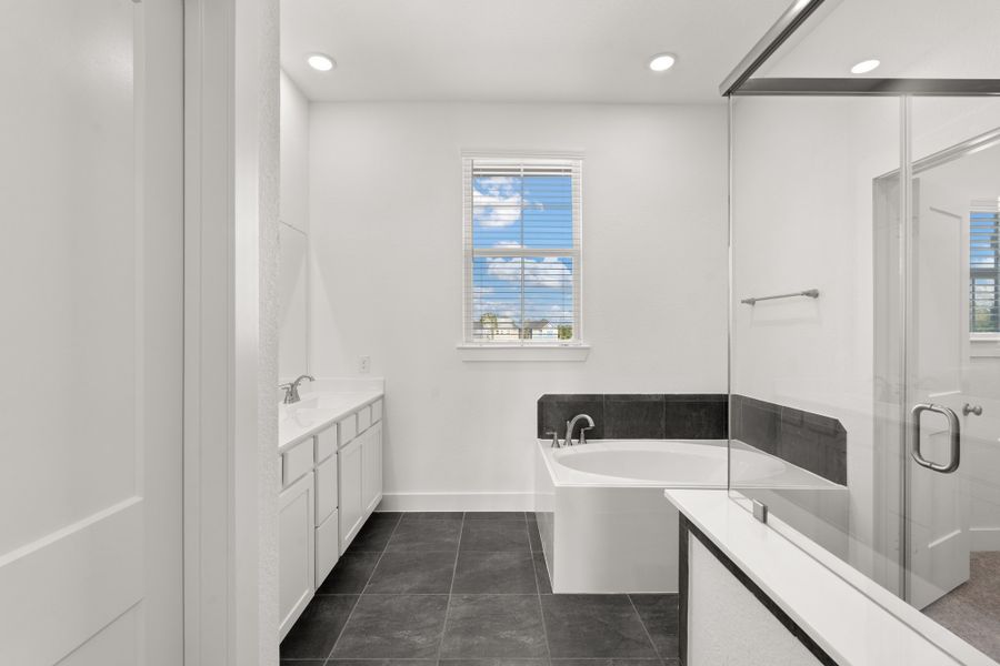 Furnished interior view inside a new home in Meridiana, Manvel (Image 9).