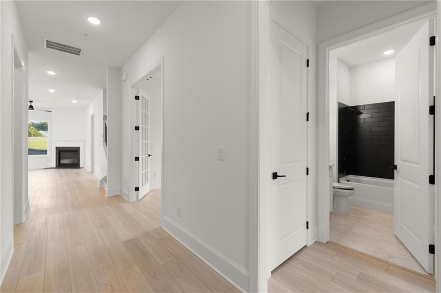 Spacious, unfurnished interior of a new home in The Reserve at Bells Ferry, Kennesaw (Image 21).