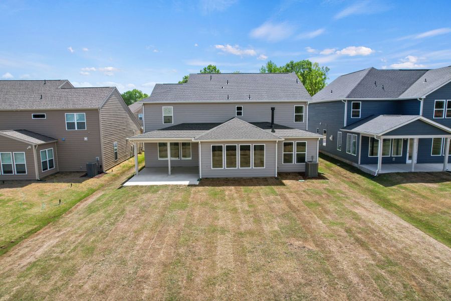 Representative exterior details of a home built from the Montadale by Pulte Homes in Parkside Crossing, Charlotte (Image 29). Representative exterior details of a home built from the Montadale by Pulte Homes in Parkside Crossing, Charlotte (Image 29).