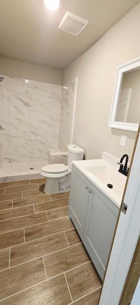 Image 10 of a home in .