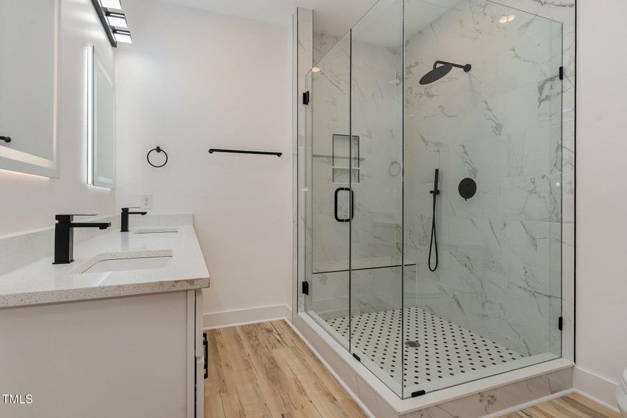 020_dsc00081-edit_807