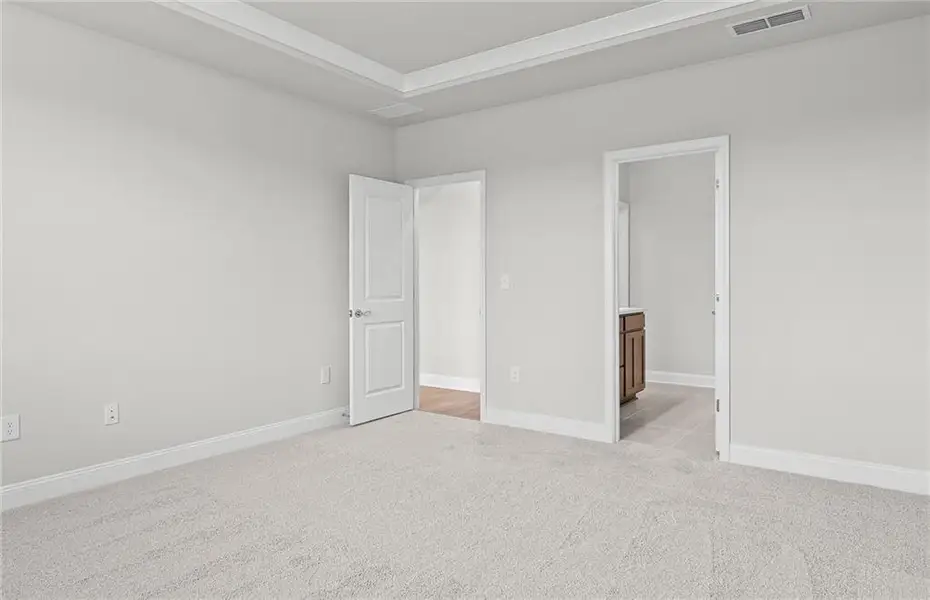 Spacious, unfurnished interior of a new home in Overland, Locust Grove (Image 31). Spacious, unfurnished interior of a new home in Overland, Locust Grove (Image 31).
