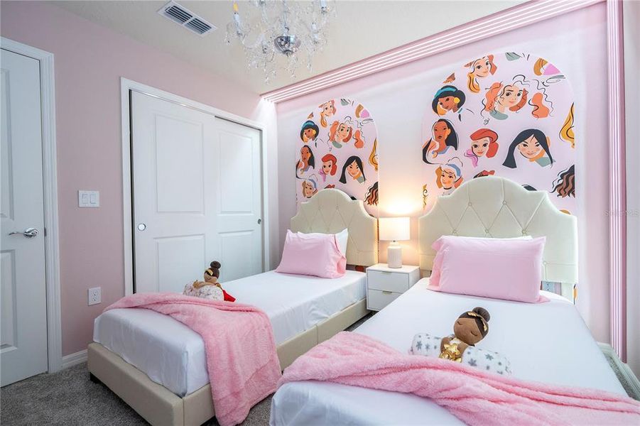 Furnished interior view inside a new home in Windsor Cay Resort, Clermont (Image 36).