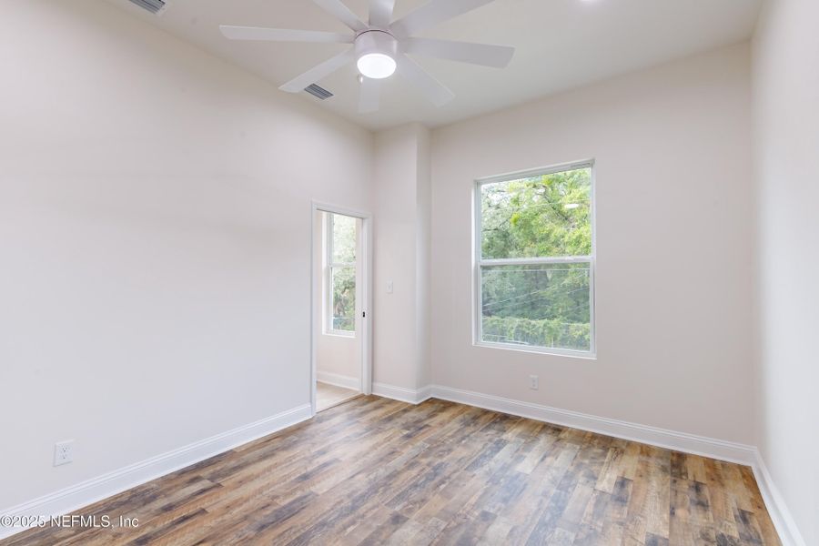 Spacious, unfurnished interior of a new home in , Jacksonville (Image 27). Spacious, unfurnished interior of a new home in , Jacksonville (Image 27).