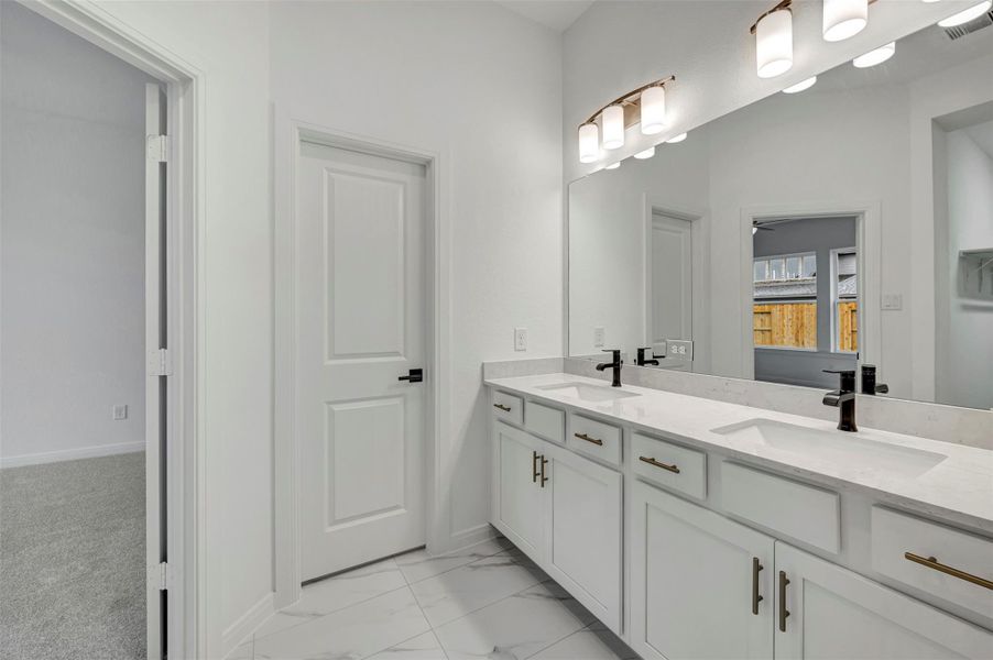 Furnished interior view inside a new home in The Grand Prairie 50’, Hockley (Image 17).