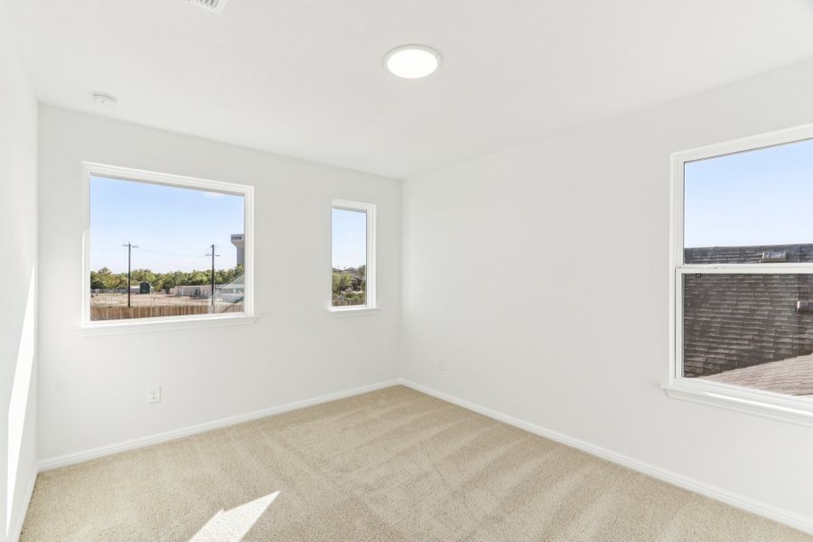 Spacious, unfurnished interior of a new home in Porter Country, Buda (Image 35). Spacious, unfurnished interior of a new home in Porter Country, Buda (Image 35).