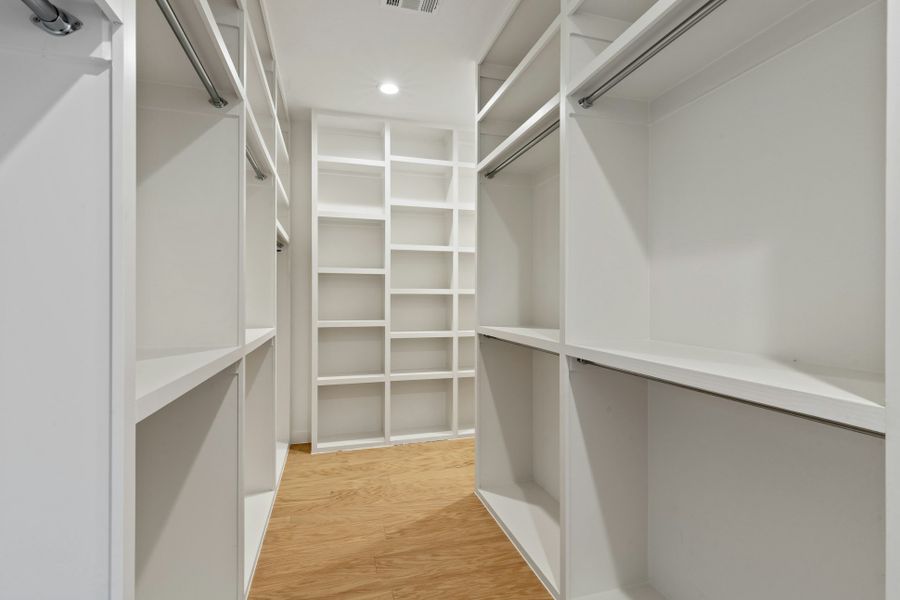 Image 31 of a home in .