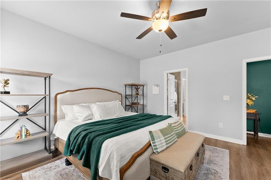 Furnished interior view inside a new home in , Jefferson (Image 37).