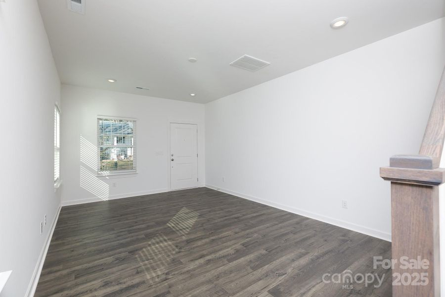 Spacious, unfurnished interior of a new home in , Charlotte (Image 16).