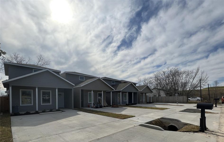 Image 9 of a home in .