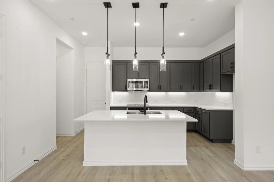 Kitchen Design featuring the Minimalist Collection