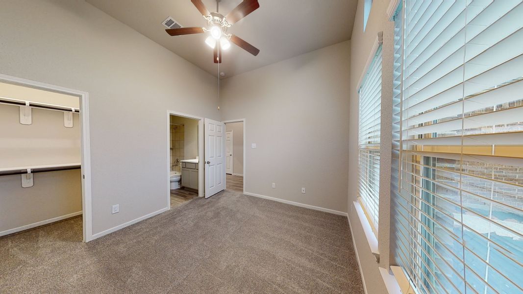 Representative unfurnished interior of a home built from the Floor Plan 2175 by Colina Homes in Grand Magnolia, Magnolia (Image 33).
