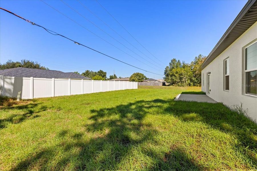 Exterior details and patio area of a home in , Ocala (Image 3).