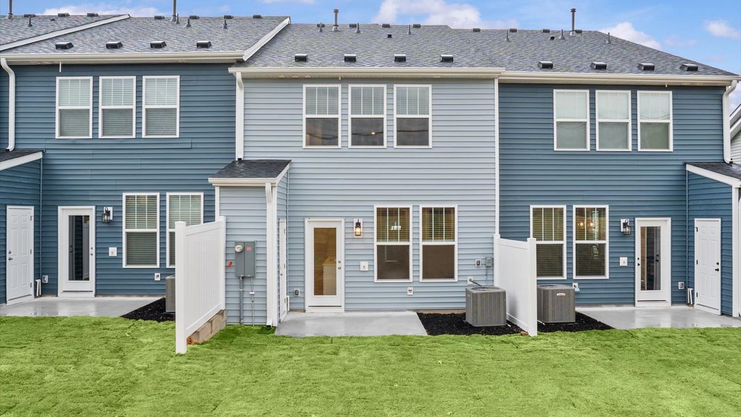 Exterior details and patio area of a home in Silo Ridge, Anderson (Image 3).