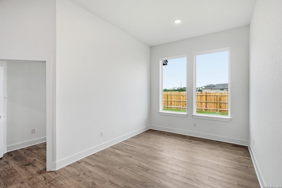 Spacious, unfurnished interior of a new home in Alsatian Oaks, Castroville (Image 38).