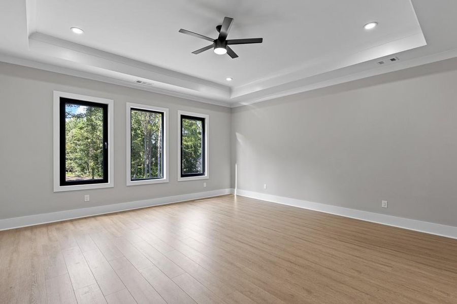 Spacious, unfurnished interior of a new home in , Jefferson (Image 55).
