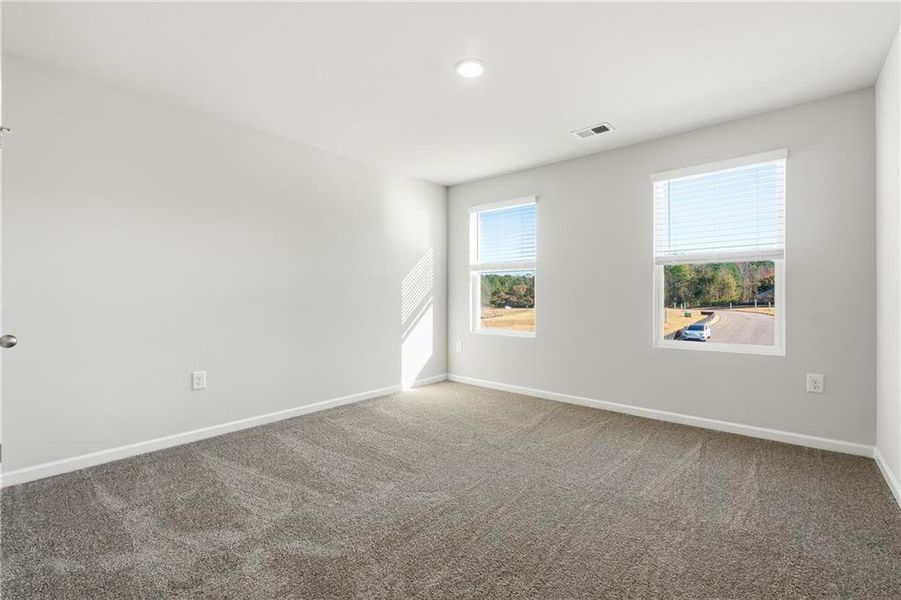 Spacious, unfurnished interior of a new home in Carolina, Palmetto (Image 27).