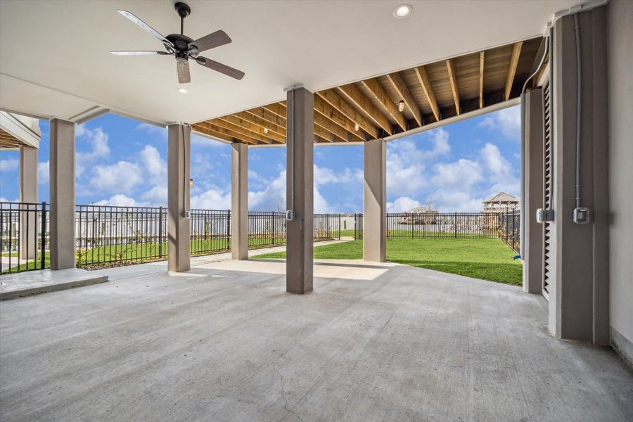 Plenty of garage space for city cars and/or water toys.