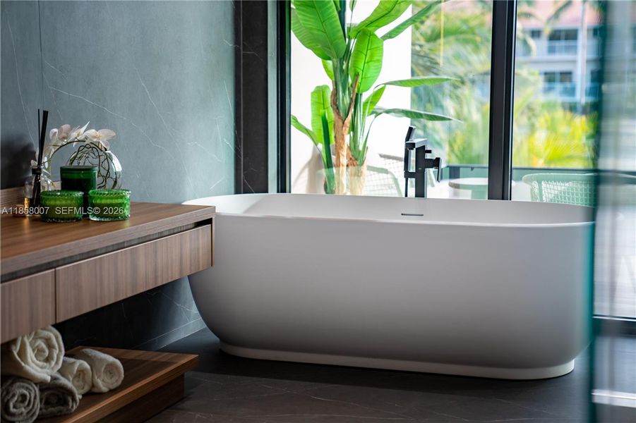 Close-up of interior finishes inside a home in , Hallandale Beach (Image 18).