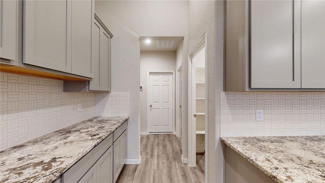 Furnished interior view inside a new home in River Ranch, Dayton (Image 8).