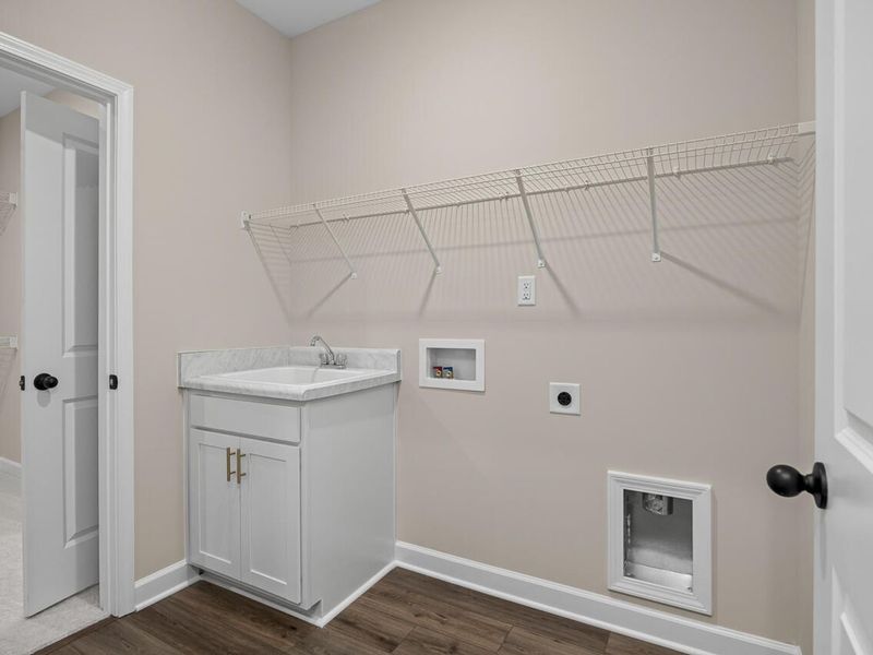 Spacious, unfurnished interior of a new home in Tobacco Road, Angier (Image 16).