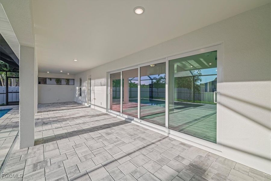 Image 37 of a home in Cape Coral.