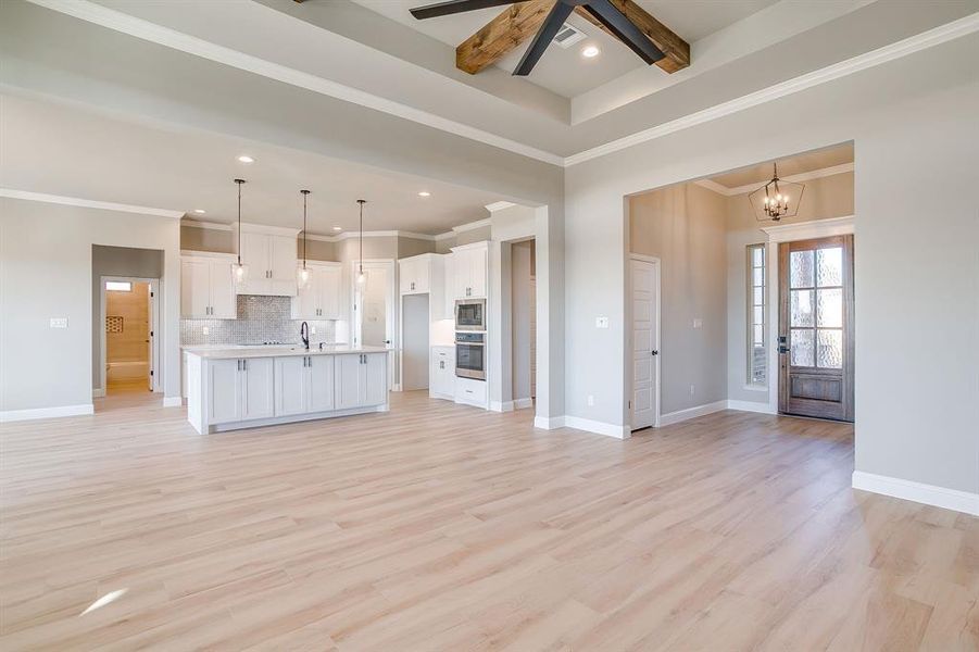 Furnished interior view inside a new home in , Weatherford (Image 32).