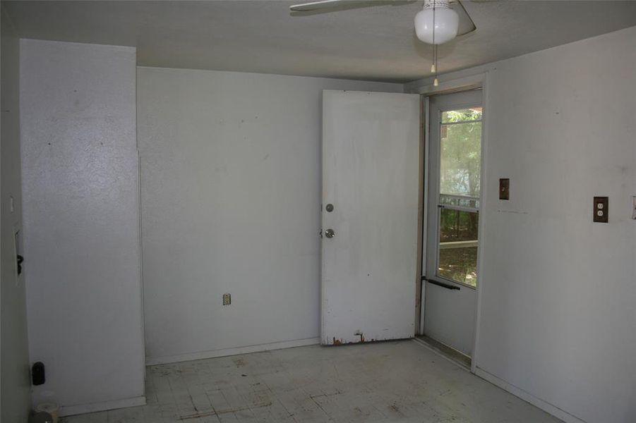 Image 18 of a home in .